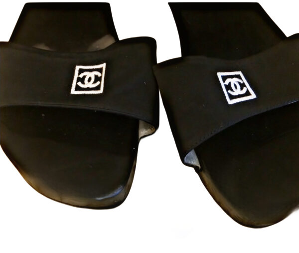 Chanel wooden Sandals - Image 3