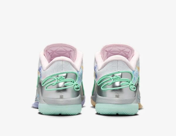 LeBron XXII "Currency" Basketball Shoes - Image 4